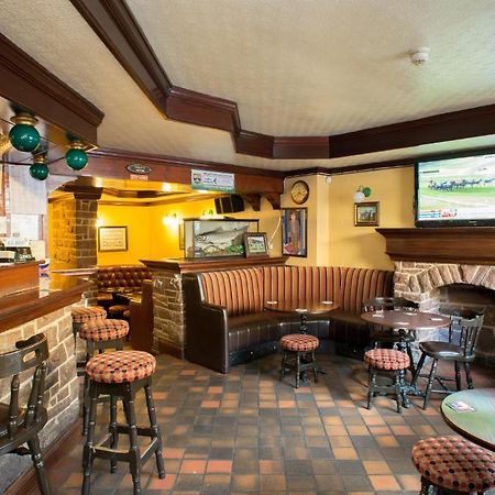 Larkin's Pub, Restaurant,&B&B Milltown  Exterior foto